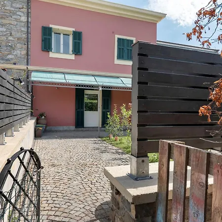 Hébergement de vacances Casa Margherita 600 Metri Dal Mare *