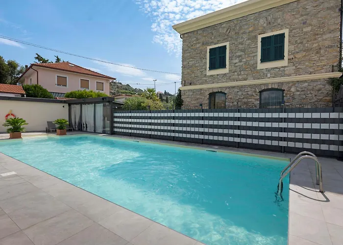 Casa Margherita 600 Metri Dal Mare Semesterbostad Imperia