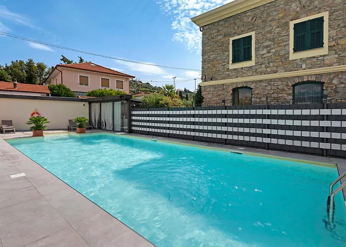 Casa Margherita 600 Metri Dal Mare Semesterbostad Imperia